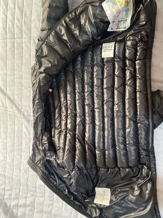 Geaca Moncler neagra marimea 1