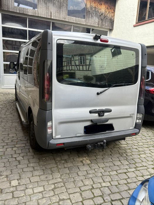 Vivaro 2003 1.9 cdti 9 locuri