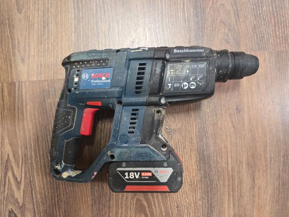 Ciocan rotopercutor BOSCH GBH 180-LI, SDS-Plus -P-