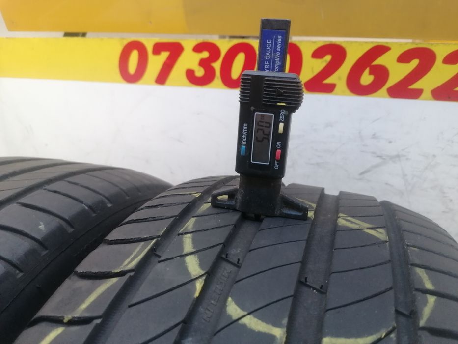 225/40/18 2 *Michelin vara 92y dot 3918. 5,20mm