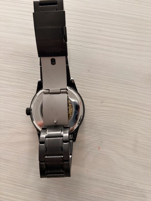 Часовник Fossil автоматичен