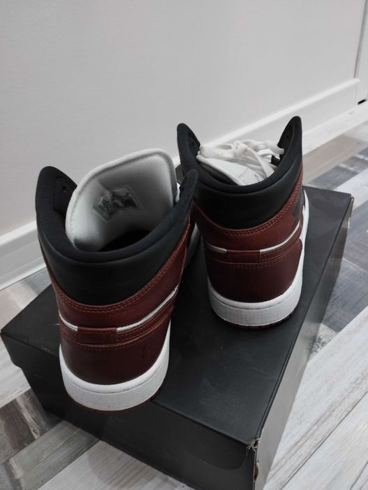 Маратонки Air Jordan 1