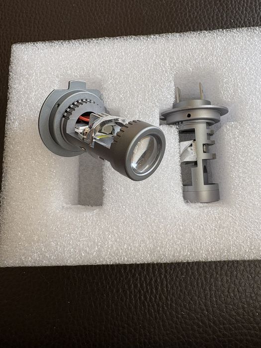 Bi-led крушки със лупа H7 със размери на стандартната крушка!