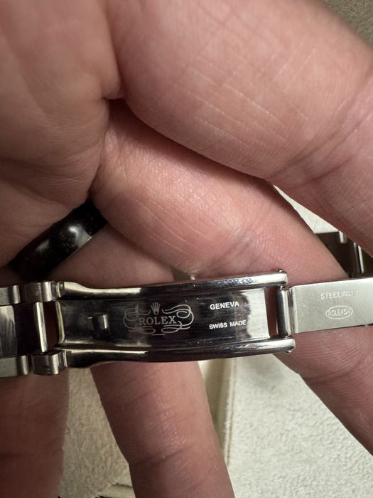 Часы Rolex Sky-Dweller