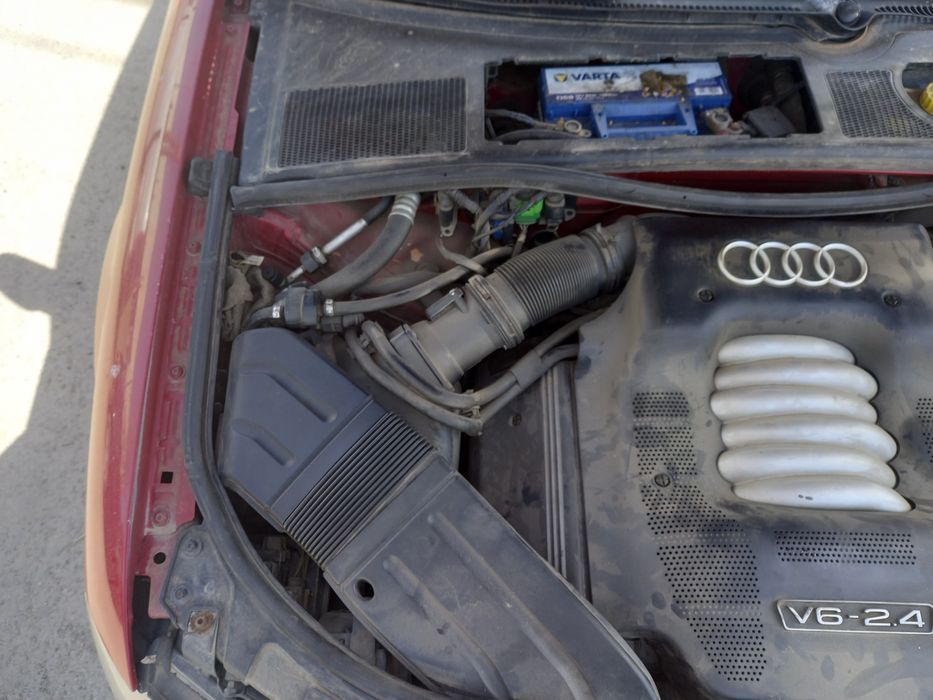 Dezmembrari Audi A4 B6 (8E) (2000-2004) 2.4 Benzina