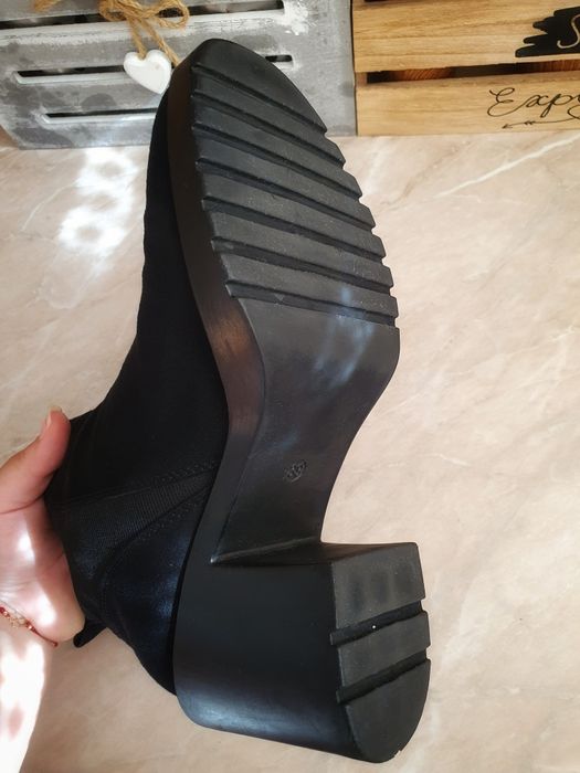 Велурени дамски ботуши