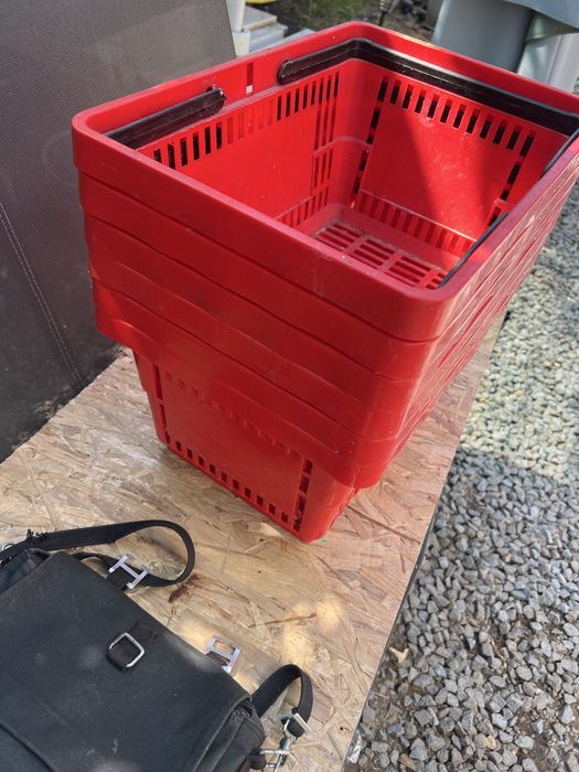 Cosuri de plastic pentru cumparaturi