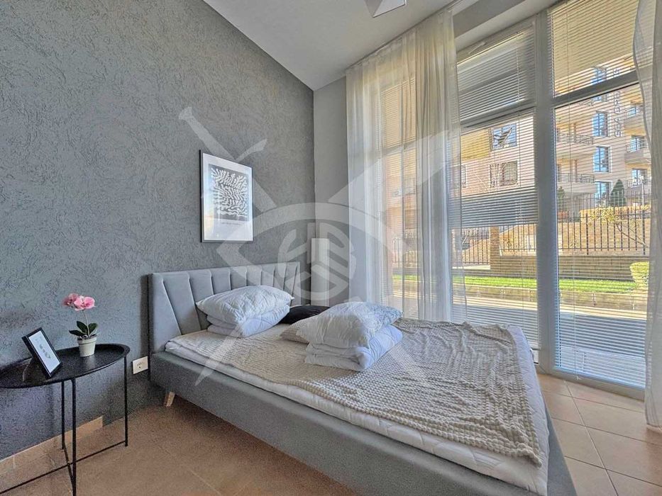 Продава се Двустаен апартамент в к.к. Слънчев бряг - 40 кв.м за 1525 €/кв.м - Снимка #2