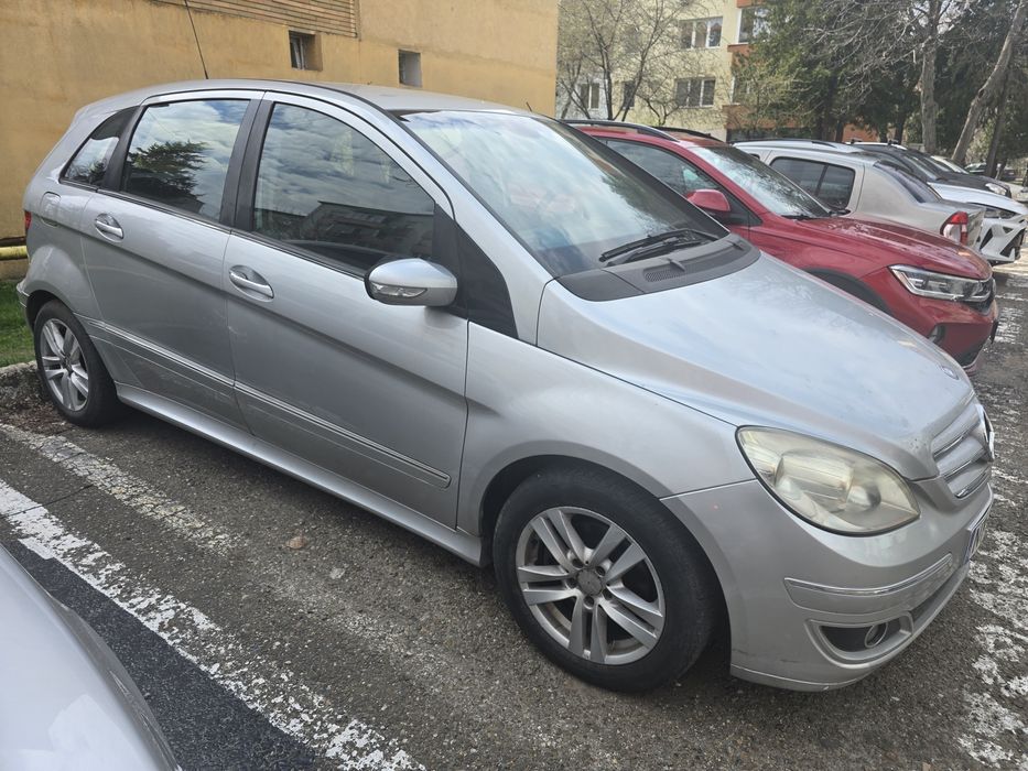 Vand Mercedes B180