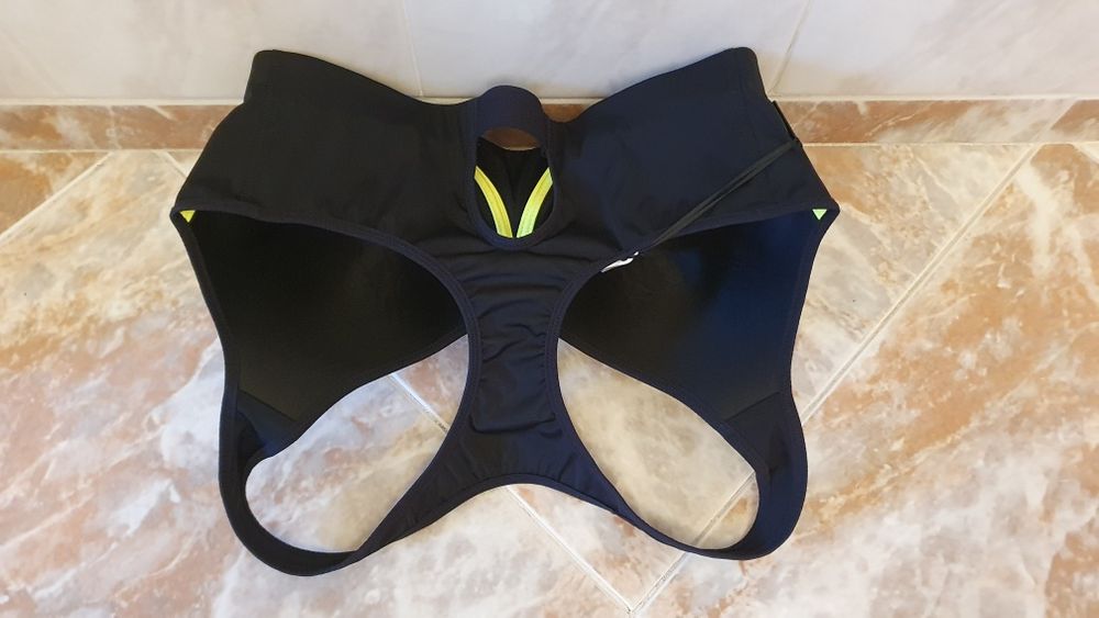 Nike  Pro Rival Спортен сутиен и бюстие НОВ-размер-34 D