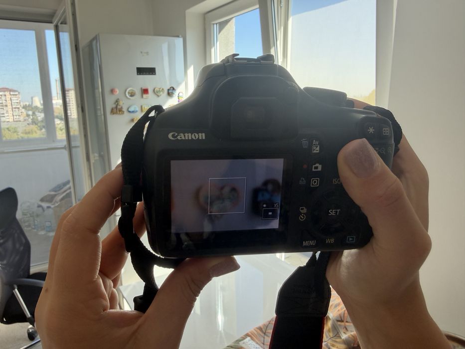 Canon EOS 1100D