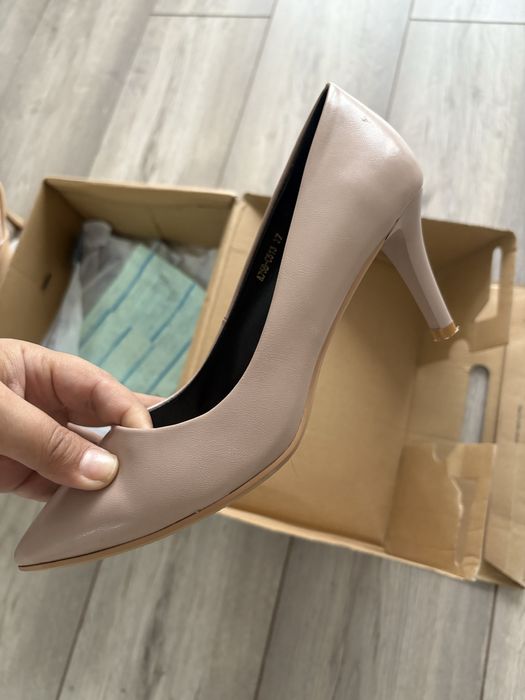 Продам ботинки кожаные