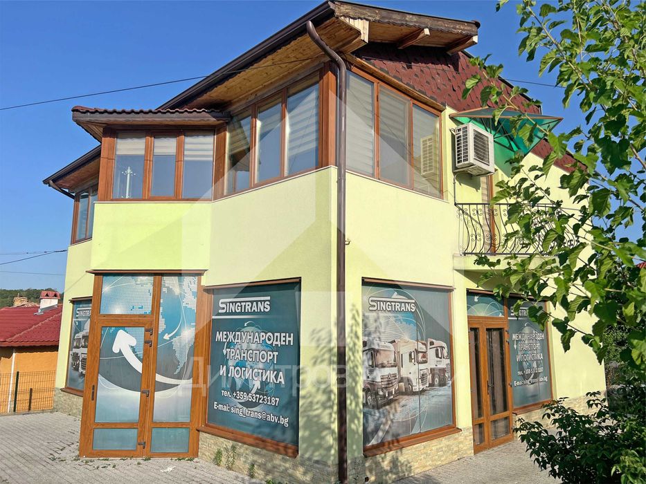 Продава се Къща в Нови пазар - 204 кв.м за 652 €/кв.м - Снимка #2