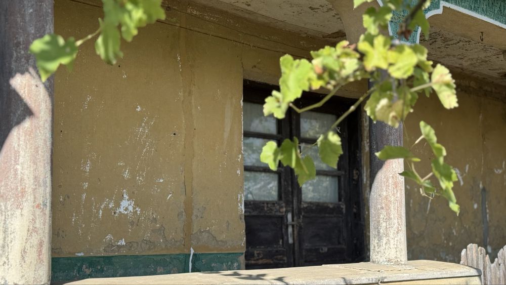 Casa cu teren  comuna Comana(25km de Bucuresti) de vanzare