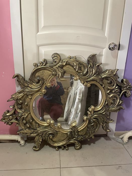 Продам зеркала, резьба.