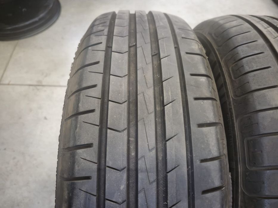 2 anvelope vara Vredestein 185 65 15 aproape noi