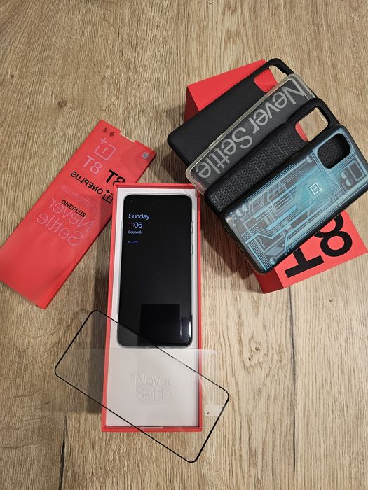 OnePlus 8T full box