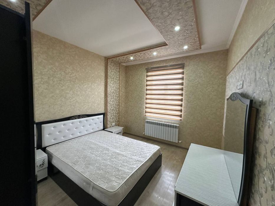 3 xonali kvartira ijaraga beriladi.