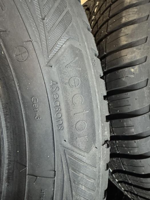 Всесезонни гуми Good year 205/55/16 4Seazons Gen 3,dot 4525