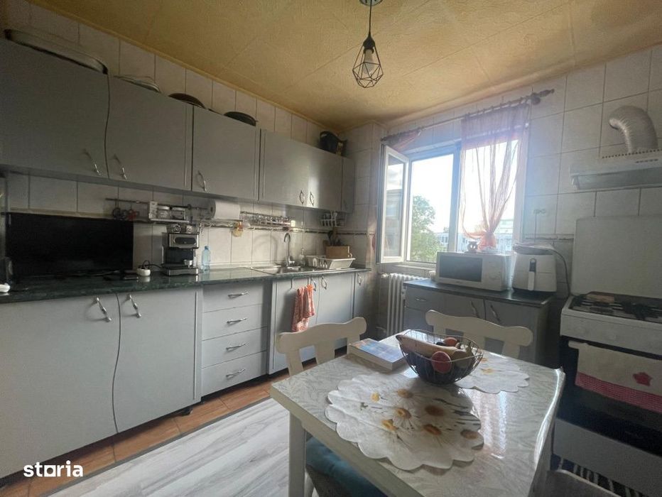 Apartament 3 camere, 68.87 mp total, etaj 3, Valea Rosie