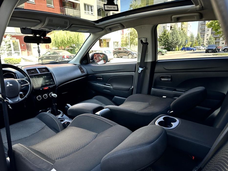 Mitsubishi ASX GPL - BENZINA 1.6 de fabrica, Panoramic, Led,Xenon, Navigatie/ Clima / unic proprietar