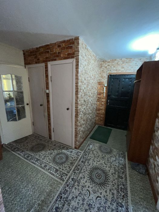 Екі бөлмелі пәтер сатылады