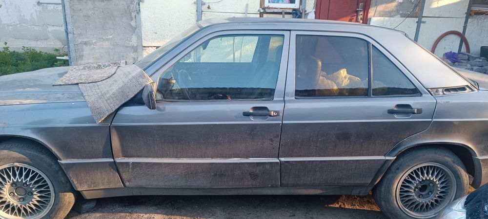Продам Мерседес 190