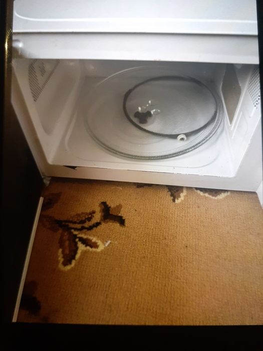 Продам микроволнокую печь .