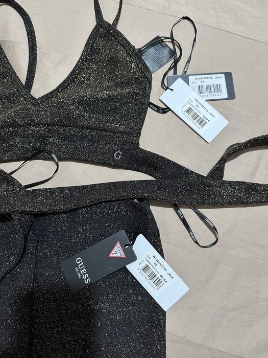 Комплект Guess - къси гащи+ топ