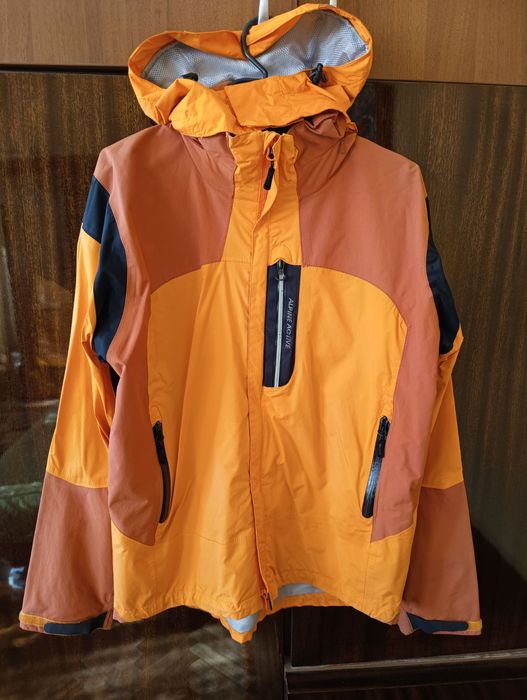 Salewa,Haglofs,Columbia,Quechua