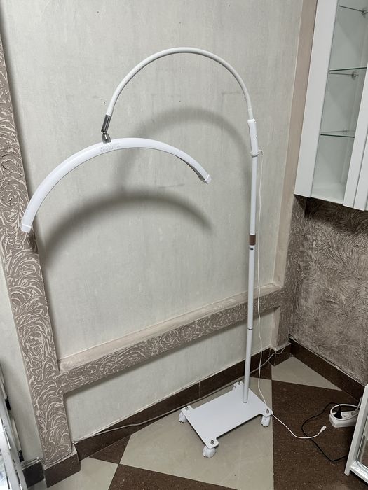 Продам лампу луна