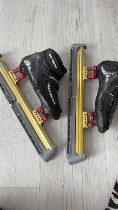 Коньки 36 размер.