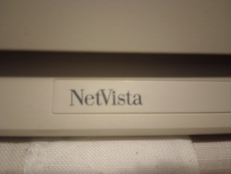 IBM NetVista Pentium III 100mhz 256 Sdram 20 HddGb