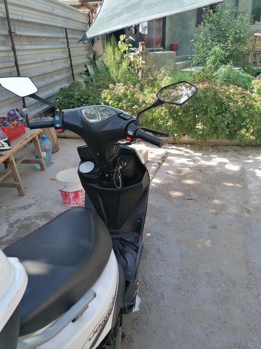 Продаётся скутер 125