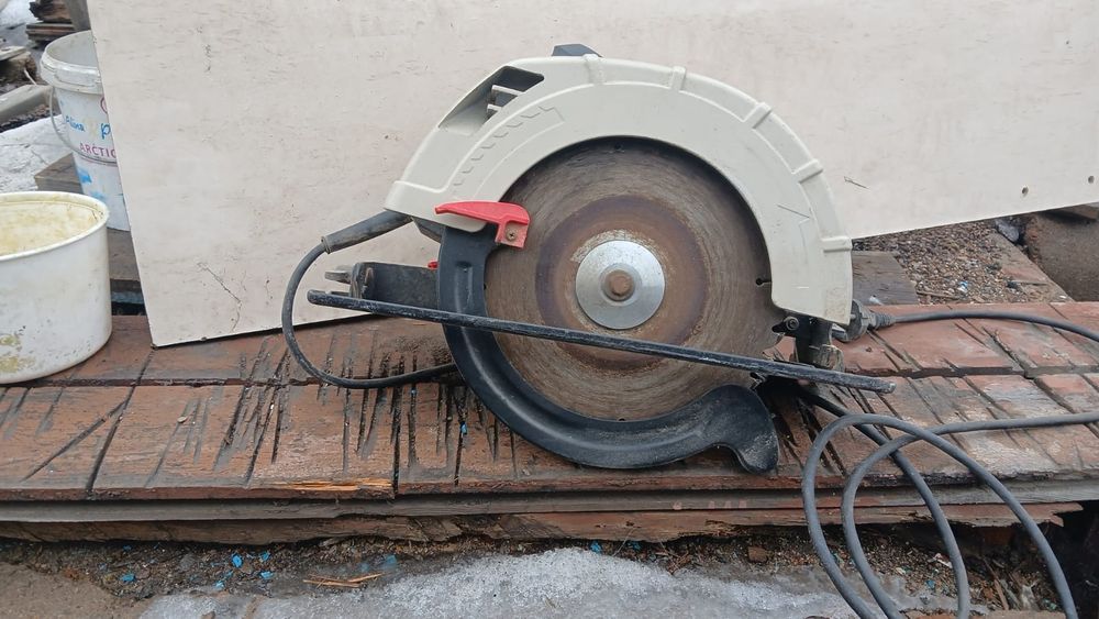 Продам Пчёлка 18000