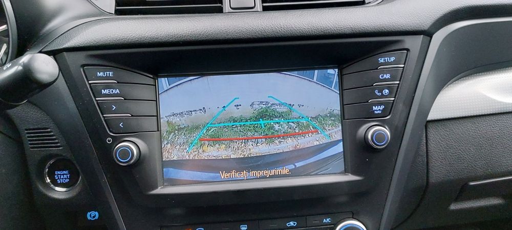 Vând Toyota Avensis 2015
