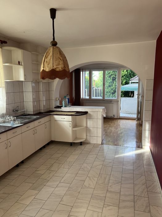 Casa de vanzare -duplex