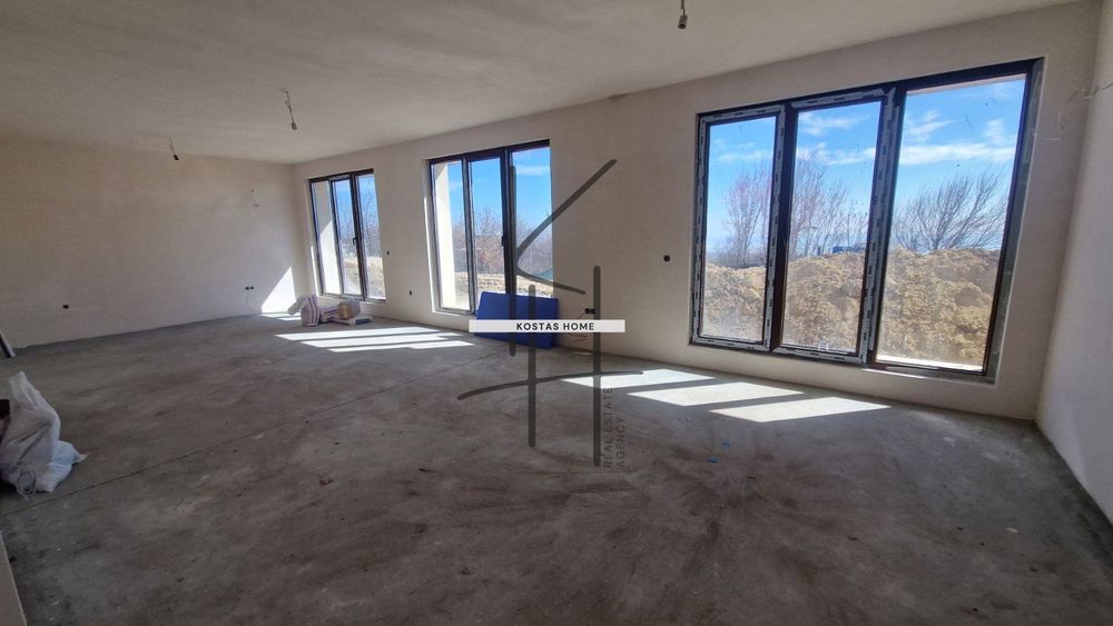 Продава се Къща в Варна, м-т Акчелар - 160 кв.м за 2000 €/кв.м - Снимка #4