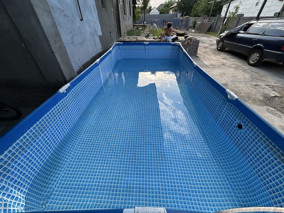 Продам каркасный бассейн