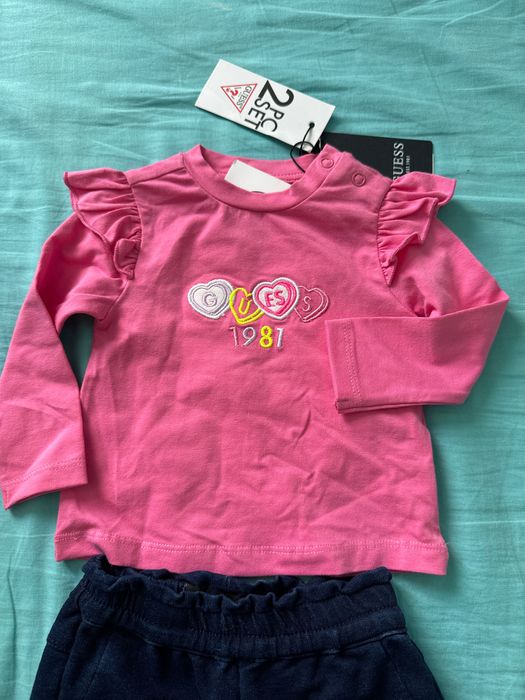 Guess- комплек бебе 3-6 месеца