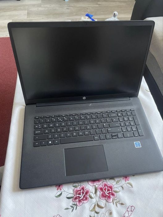 Laptop HP 17-cn0104sa – 17.3” , SSD 128GB, 4GB RAM
