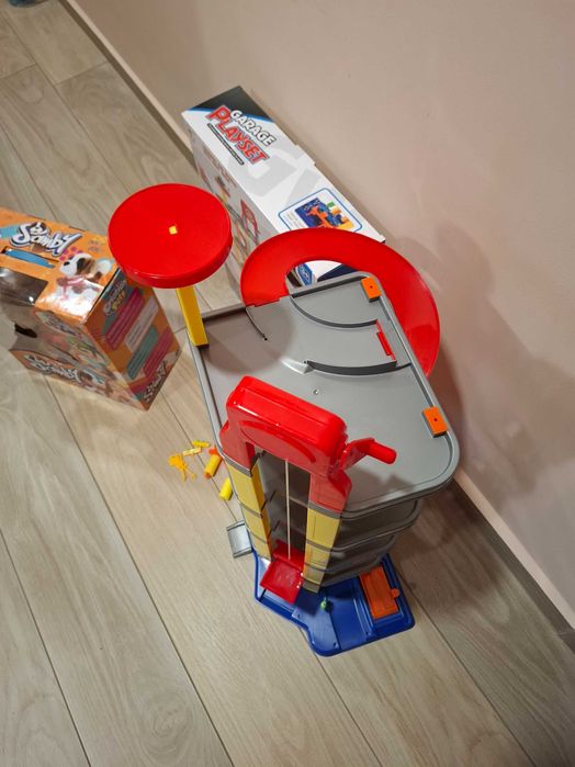 Гараж-писта и интерактивно куче Самби