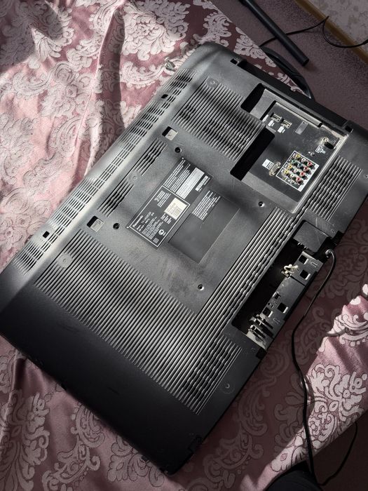 Продам телевизор panasonic!