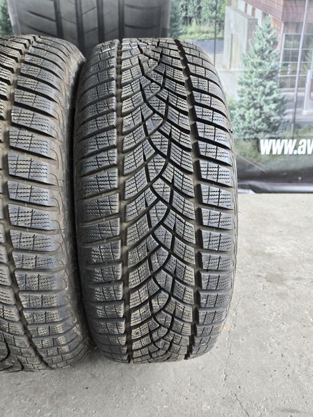 215/55/17 GOODYEAR 4бр