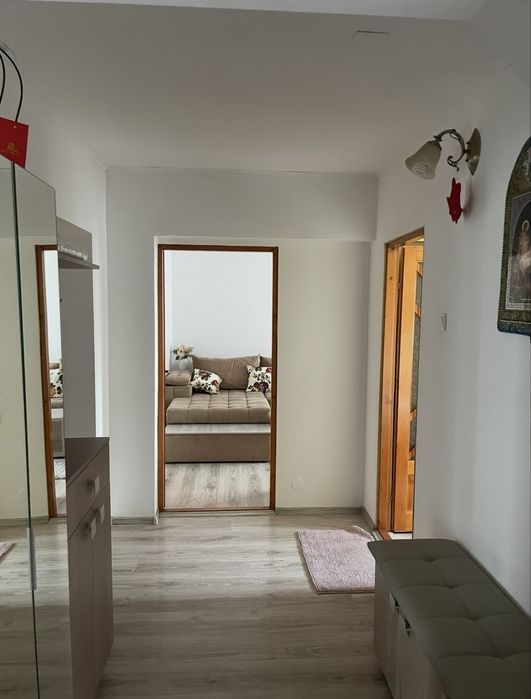 Apartament cu 4 camere de inchiriat in Slatina