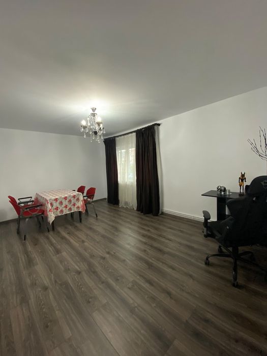 Apartament de inchiriat