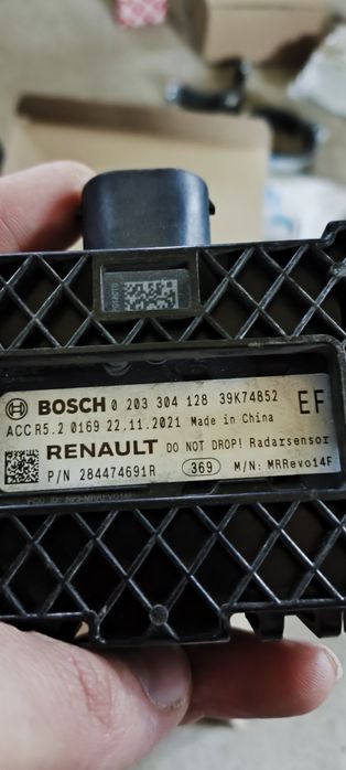 Vând senzori radar (Distronic / ACC / Corner Radar) originali. Prețuri de lichidare, cele mai mici din piață!