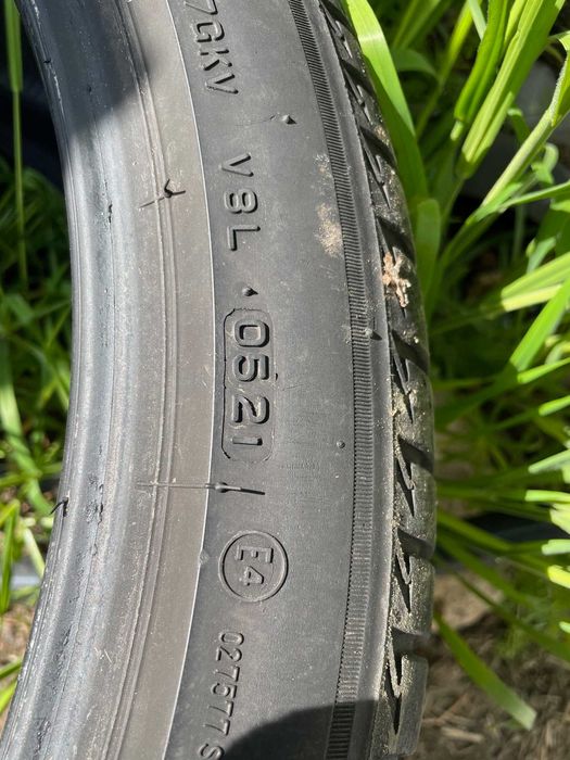 Set 4 Anvelope vara SUV 295 35 21 Bridgestone HANKOOK  Venus 265 40 21