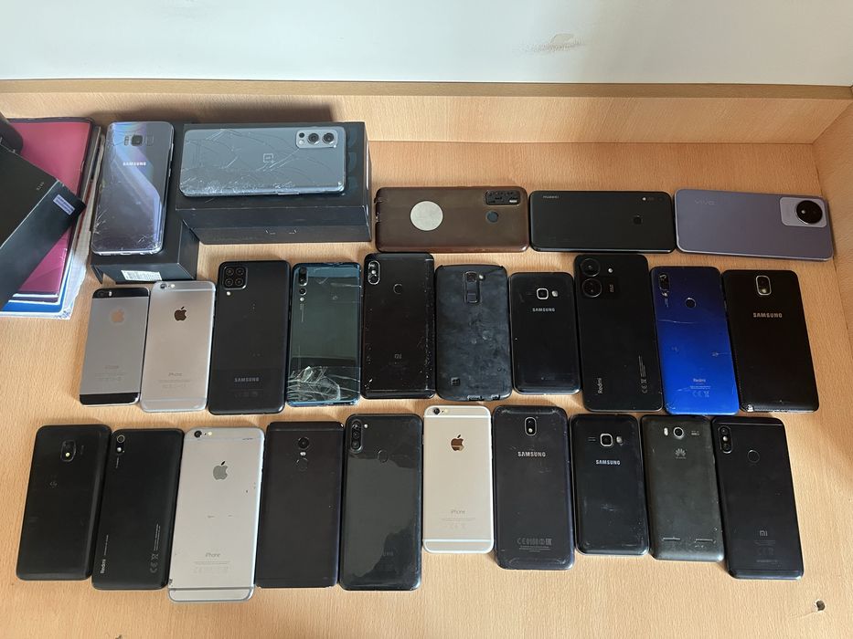 OnePlus nord 2 samsung s8 iphone