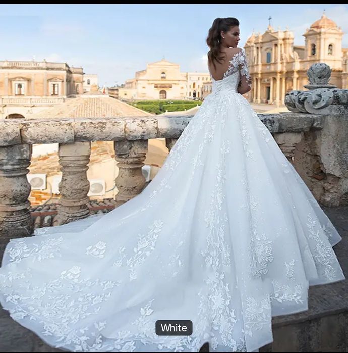 Rochie de mireasa splendida Adusă din America Citiți descrierepa